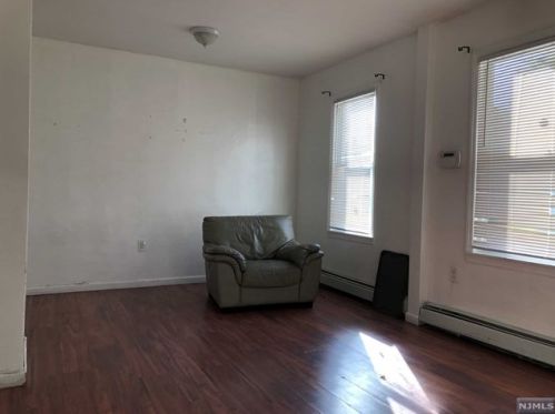 935 28th St, Paterson NJ  07513-1328 exterior