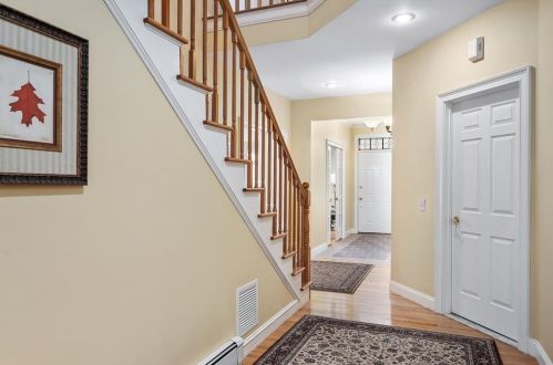 97 Gaskill St, Woonsocket RI 02895-1011 exterior