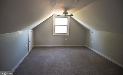 9427 Academy Rd, Philadelphia PA  19114-2623 exterior