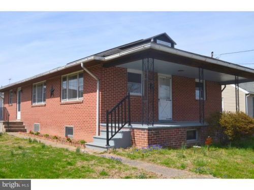 203 Lemon St, Pottstown, PA 19464-6715