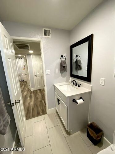 14460 40 Pl, Phoenix AZ 85050-8746 exterior