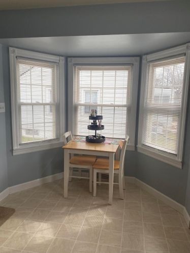 3953 57, Milwaukee WI 53220-2636 exterior