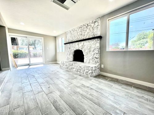 2520 Calle Cordova, Tucson AZ  85710-5732 exterior