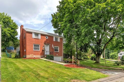 238 Garlow Dr, Pittsburgh, PA 15235-1915