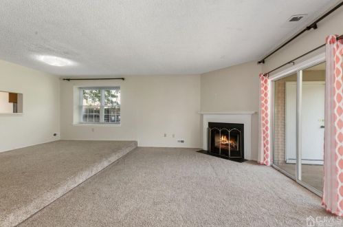 416 Northam Dr, New Brunswick NJ  08902-4238 exterior