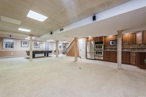 140 Hayrick Ln, Commack NY 11725-1232 exterior