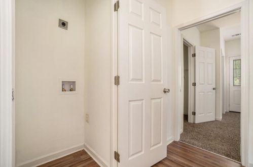 718 Ira St, Atlanta GA  30310-2168 exterior