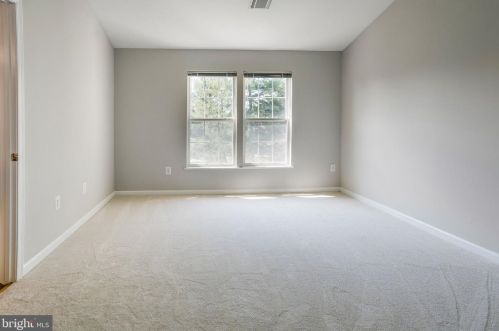 13504 Hayworth Dr, Rockville MD  20854-6395 exterior