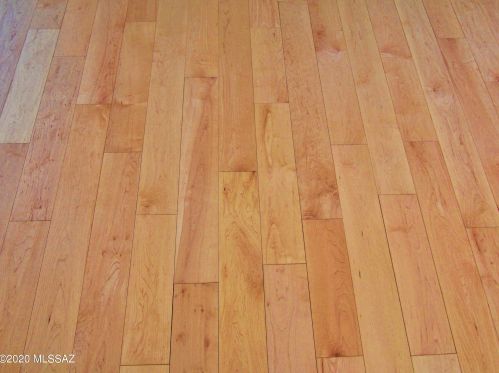 3008 Dickson Dr, Tucson AZ 85716-1722 exterior