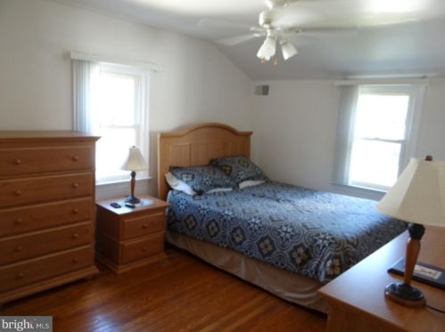 1202 Mulberry St, Chester PA 19015-3046 exterior