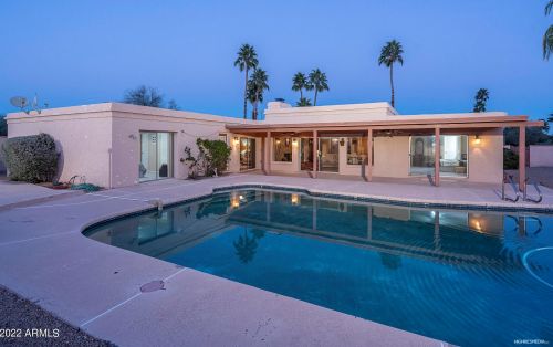 9518 46 St, Phoenix AZ 85028-5201 exterior