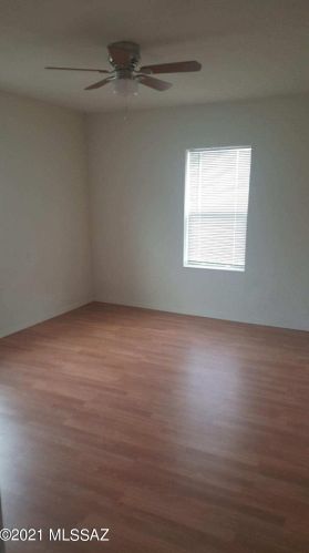 802 34th St, Tucson AZ  85713-4611 exterior