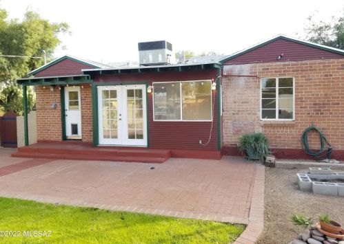 1723 Linden St, Tucson AZ 85705-8935 exterior