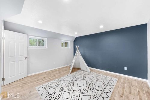 1474 Lavista Rd, Atlanta GA 30324-3848 exterior