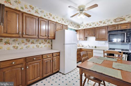 12722 Holdridge Rd, Silver Spring MD 20906-3830 exterior