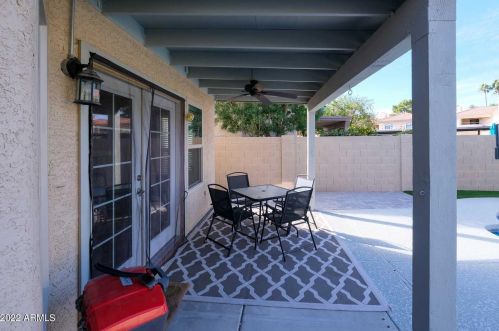 3810 Barcelona Dr, Chandler AZ  85226-1305 exterior