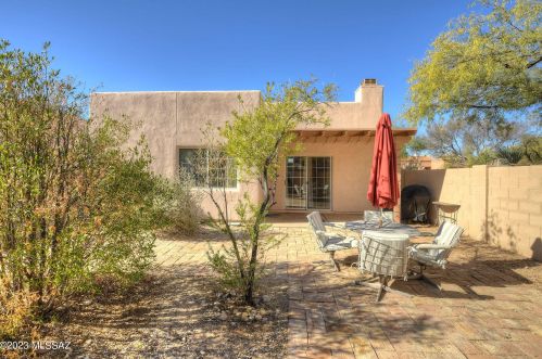 6580 Calle Sin Nombre, Tucson AZ  85718-2078 exterior