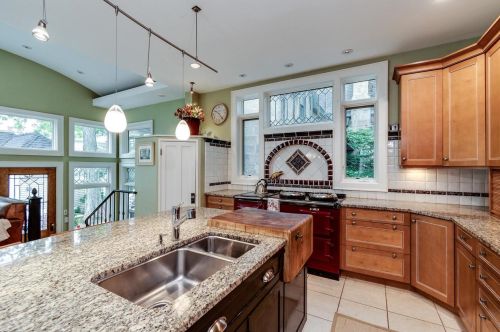 746 Gorham St, Madison WI 53703-1521 exterior