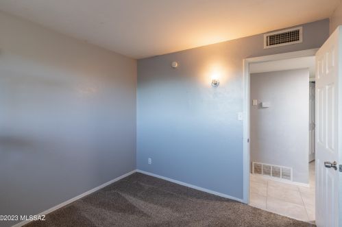 8051 Malvern St, Tucson AZ  85710-4238 exterior