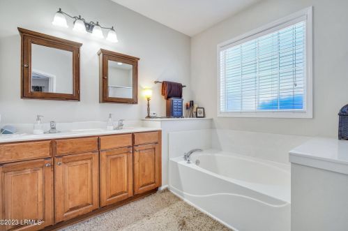 163 Pinecrest Cir, Bluffton SC 29910-7872 exterior