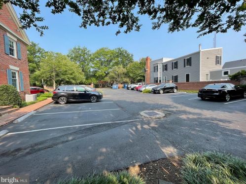 673 Columbus St, Alexandria VA  22314-1848 exterior