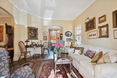 1332 Norwood St, Chicago IL 60660-2415 exterior