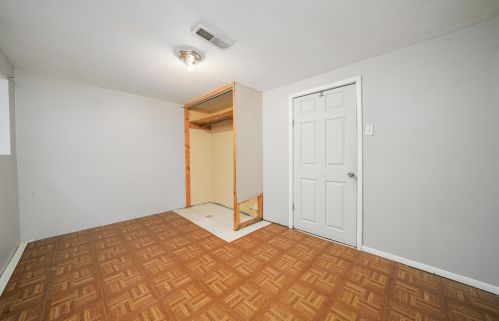 5034 Wolfram St, Chicago IL 60618-7411 exterior