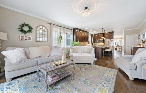 2318 Montana St, Chicago IL 60614-2220 exterior