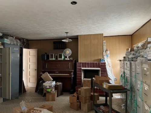 9752 Glandon St, Bellflower CA 90706-3053 exterior