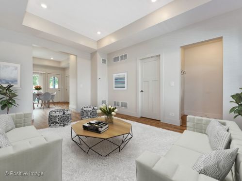 2052 Bingham St, Chicago IL  60647-4032 exterior