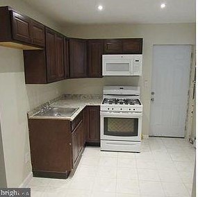 2303 Bouvier St, Philadelphia PA  19132-4324 exterior