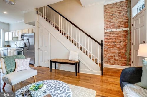 1212 Maryland Ave, Washington DC 20002-5570 exterior