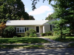 100 Fessenden St, Newton, MA 02460-1120
