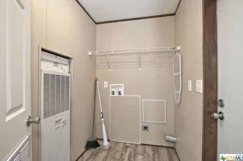 482 Derrick Dr, Spring Branch TX 78070 exterior