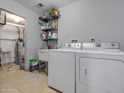 3425 Dickens Ave, Chicago IL 60647-3714 exterior