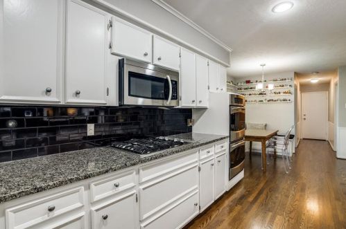 6305 Chesley Ln, Dallas TX 75214-2116 exterior