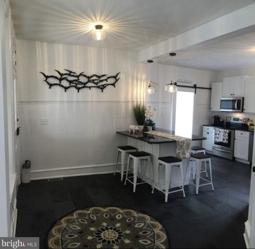 2008 Marietta Ave, Lancaster PA 17603-2354 exterior