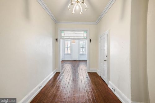 2348 Catharine St, Philadelphia PA 19146-2403 exterior