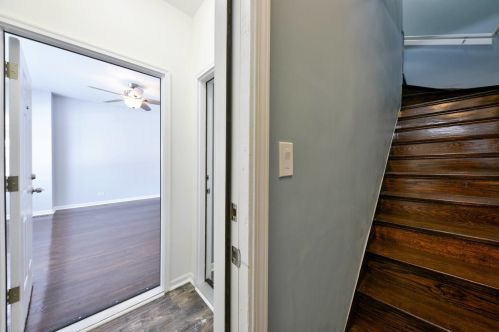 5029 West End Ave, Chicago IL 60644-2156 exterior