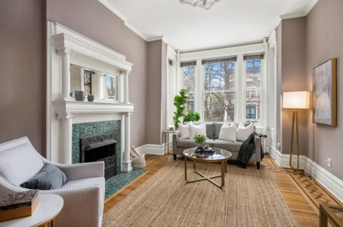 3635 Janssen Ave, Chicago IL 60613-3707 exterior