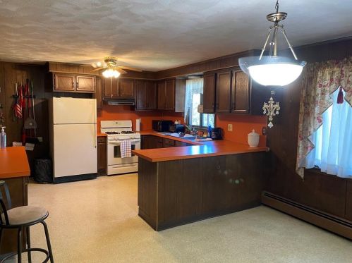 155 Grv St, Providence RI 02909-1105 exterior