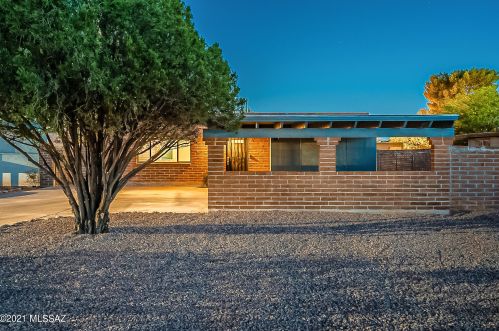 5616 Lee St, Tucson AZ  85712-4208 exterior