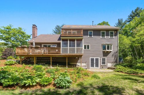 42 Oakmont Dr, Concord, NH 03301-6915