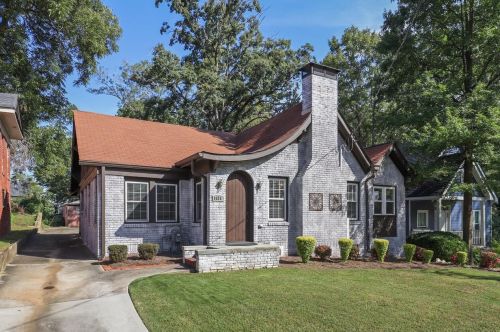 1425 Allegheny St, Atlanta, GA 30310-2554