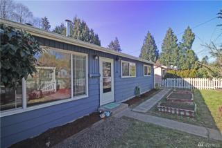 10225 28 Ave, Seattle WA  98146-1213 exterior