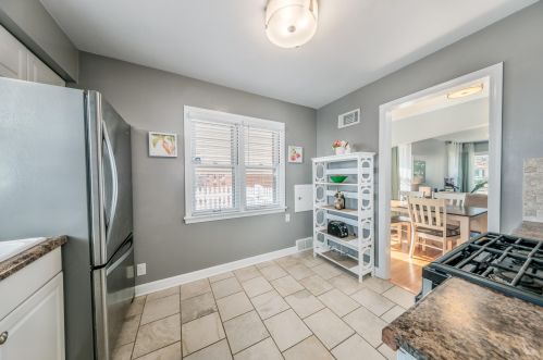 3028 86, Milwaukee WI 53227-4621 exterior