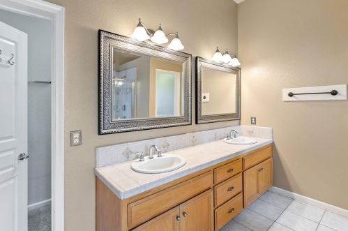 3708 Falkirk Ct, Folsom CA 95762-7847 exterior