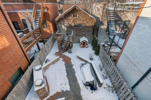 1626 Hermitage Ave, Chicago IL 60622-1402 exterior