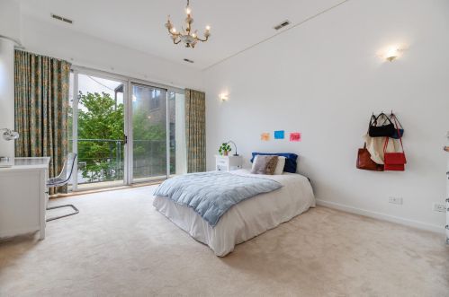 541 Arlington Pl, Chicago IL 60614-5916 exterior