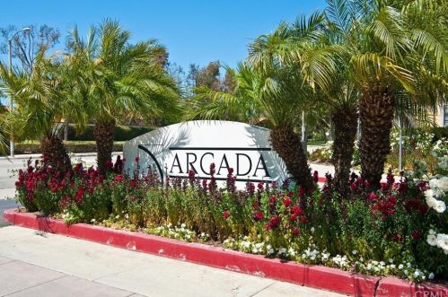 13360 Verona, Tustin CA  92782-9140 exterior